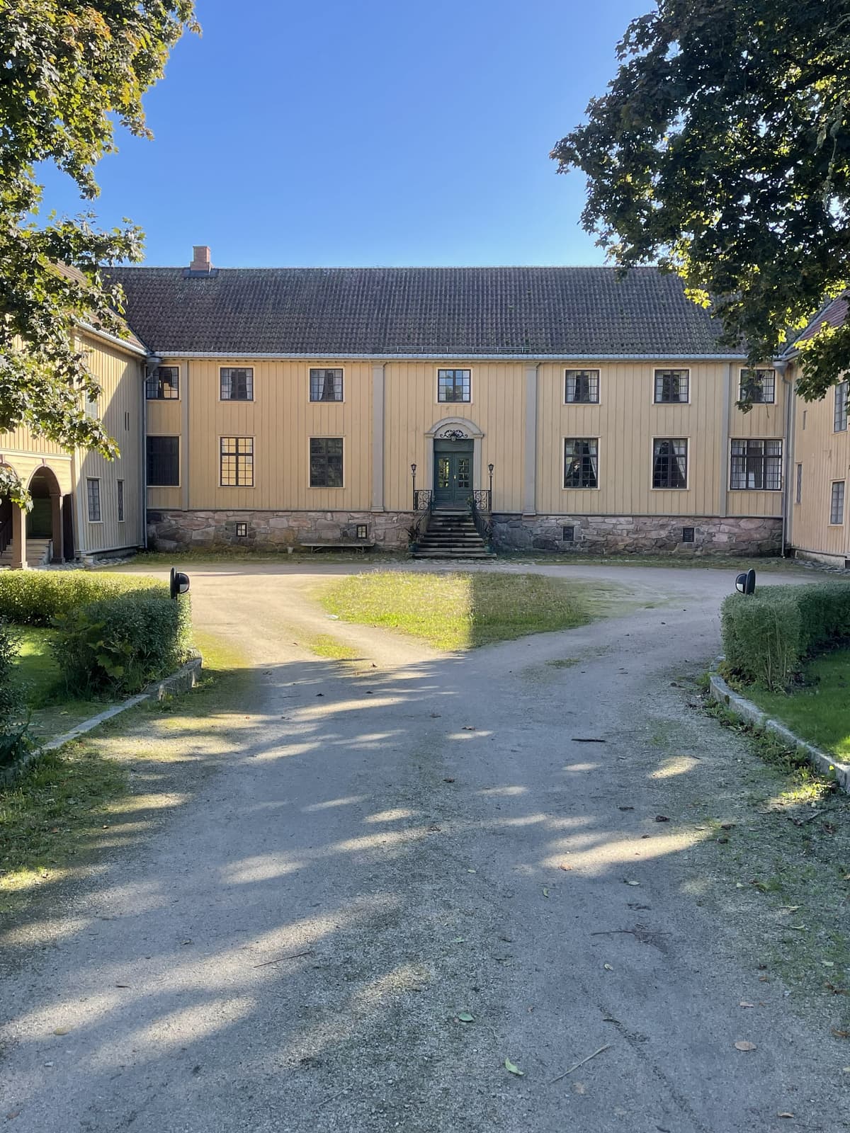 Elingård Herregård. Hovedbygningen